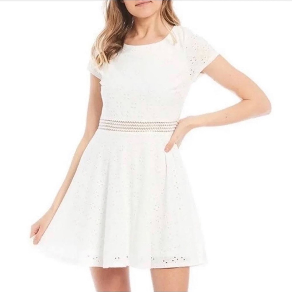 Women City Studio Eyelet Off-White Dress Size 7